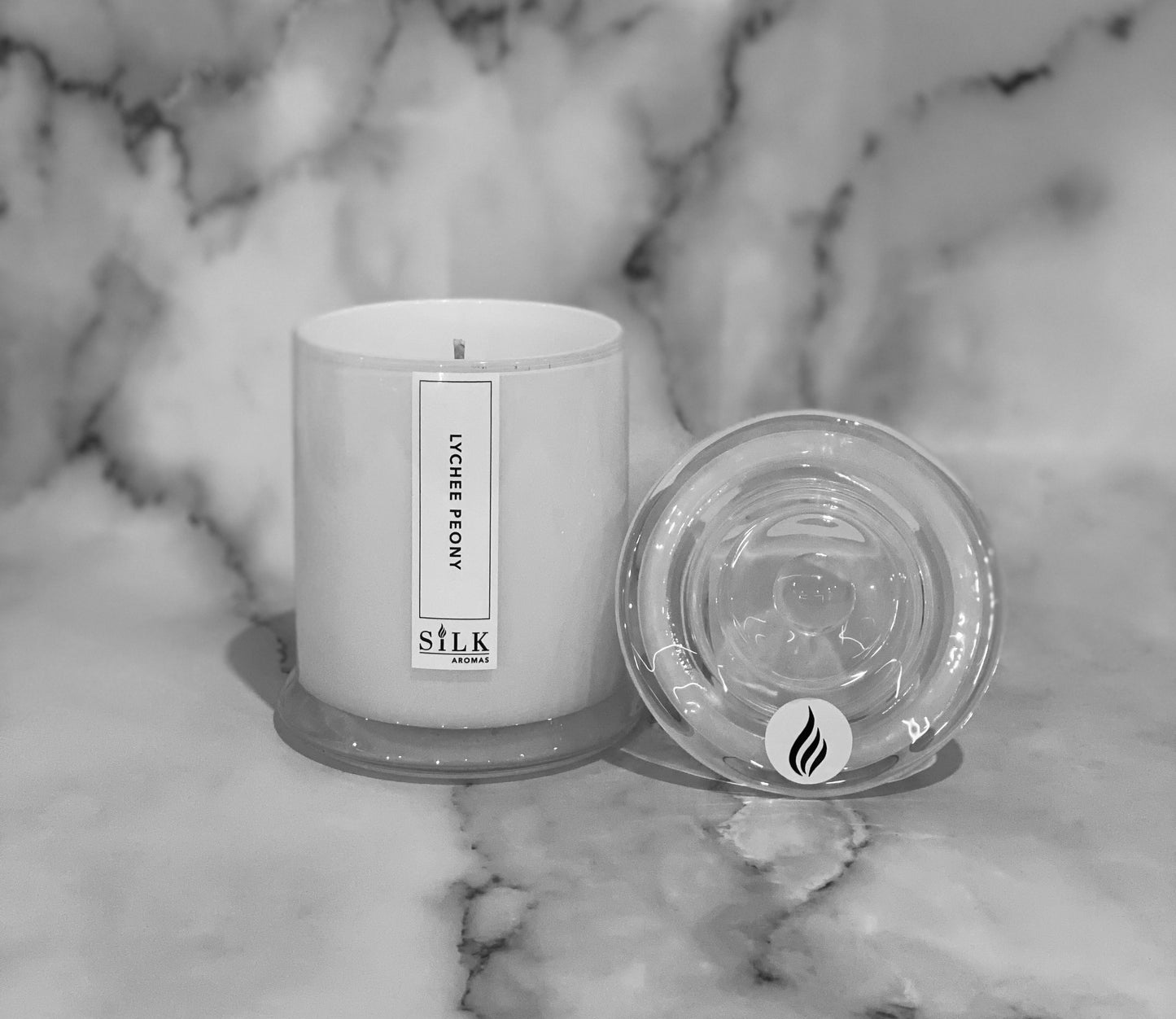 White Candle (Large) - Signature Collection